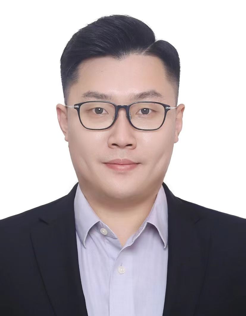 苏阔照片